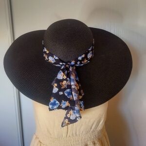 OVERSIZED SUNHAT Black 100% Grass with Floral Ribbon Band